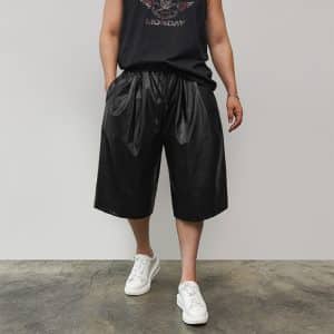 שורטס ברמודה דמוי עור גזרה רחבה גומי במותן 756